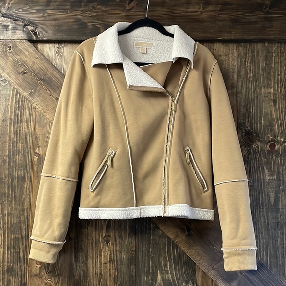Michael Kors Jackets & Blazers - MICHAEL KORS Sherpa Lined Lightweight Jacket
